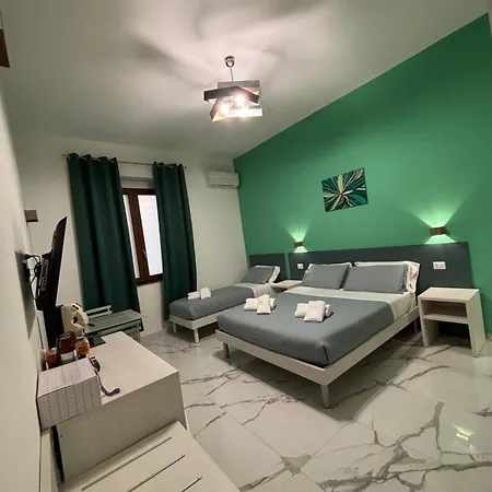 Cadifra Portapiccola 4* Nápoles